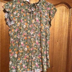 Status floral blouse M
